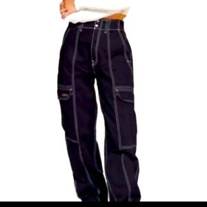 PDG contrast stitch Canvas cargo skaters